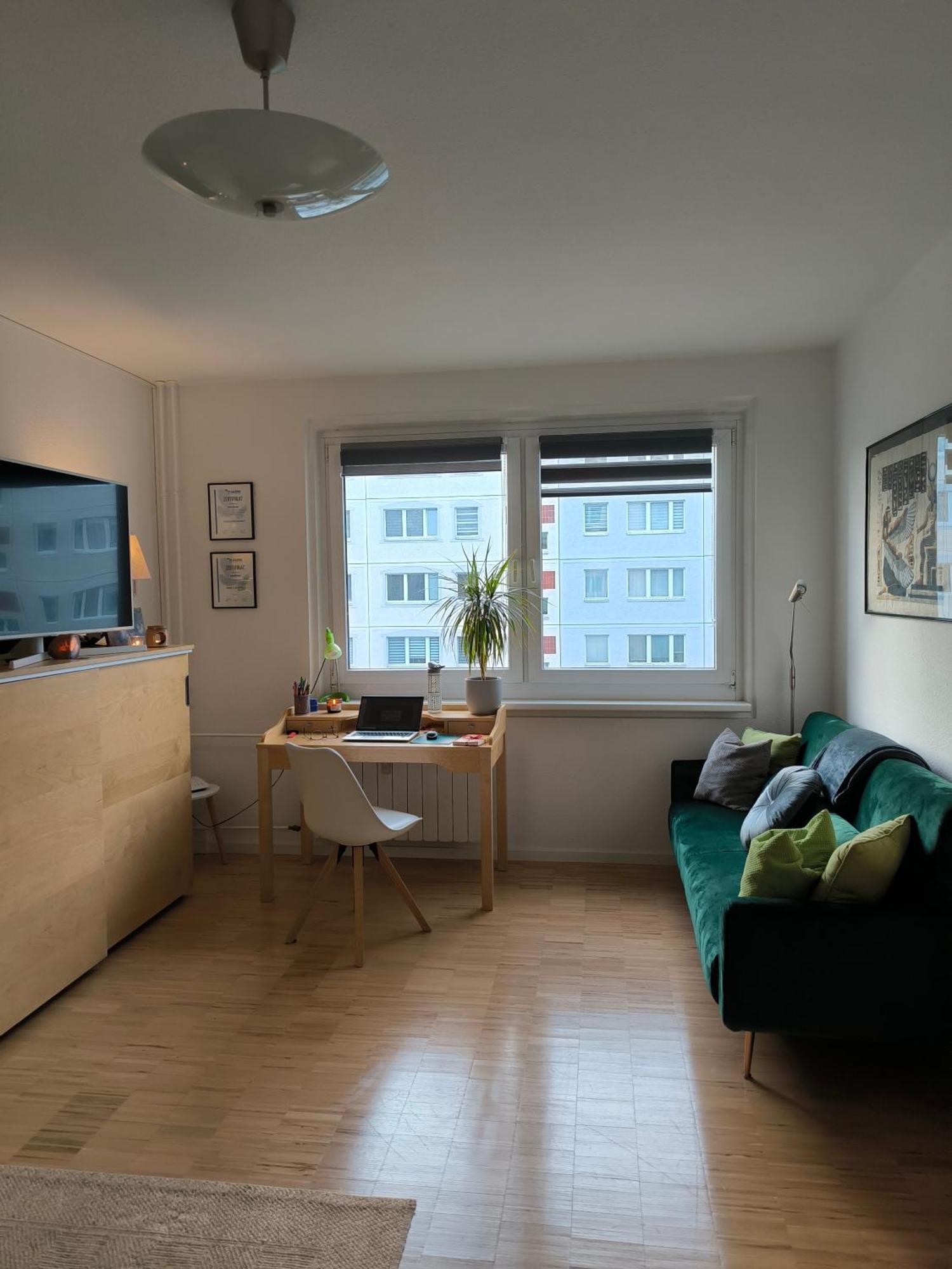 Ferienwohnung Fuer 1-3 Personen In Berlin, Naehe U Friedrichsfelde Esterno foto